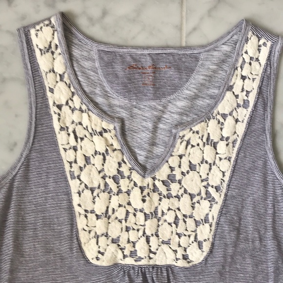 Cute Eddie Bauer Summer Top! - Picture 3 of 3